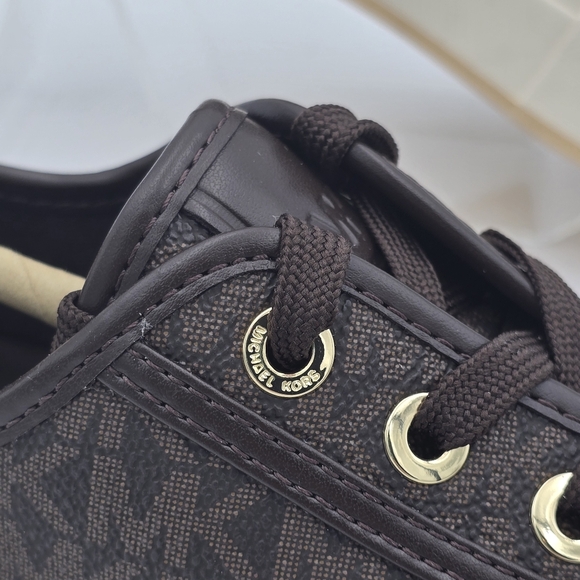 NWOT Michael Kors Jude Signature Logo Sneakers, Brown, Women's 6M - Picture 3 of 16